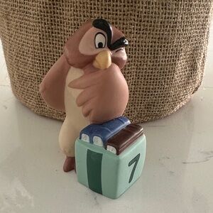 Disney Owl Pooh & Friends #7 Seven Is For Learning Your Whole Life Through